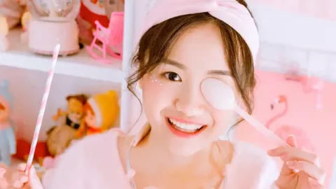 老人等公交被拒载